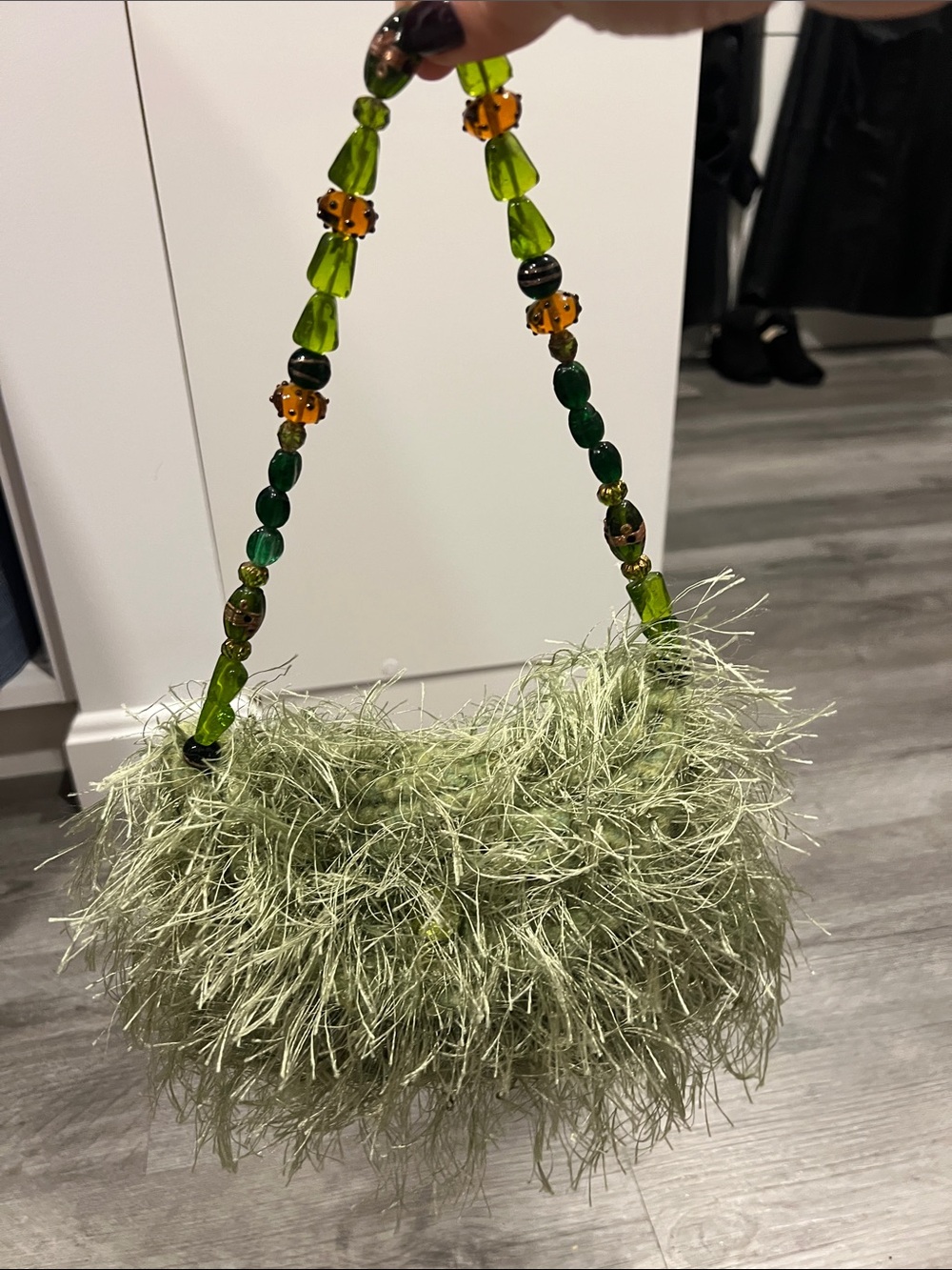 Hand Made Green Feathered Bead-Handle Shoulder Bag